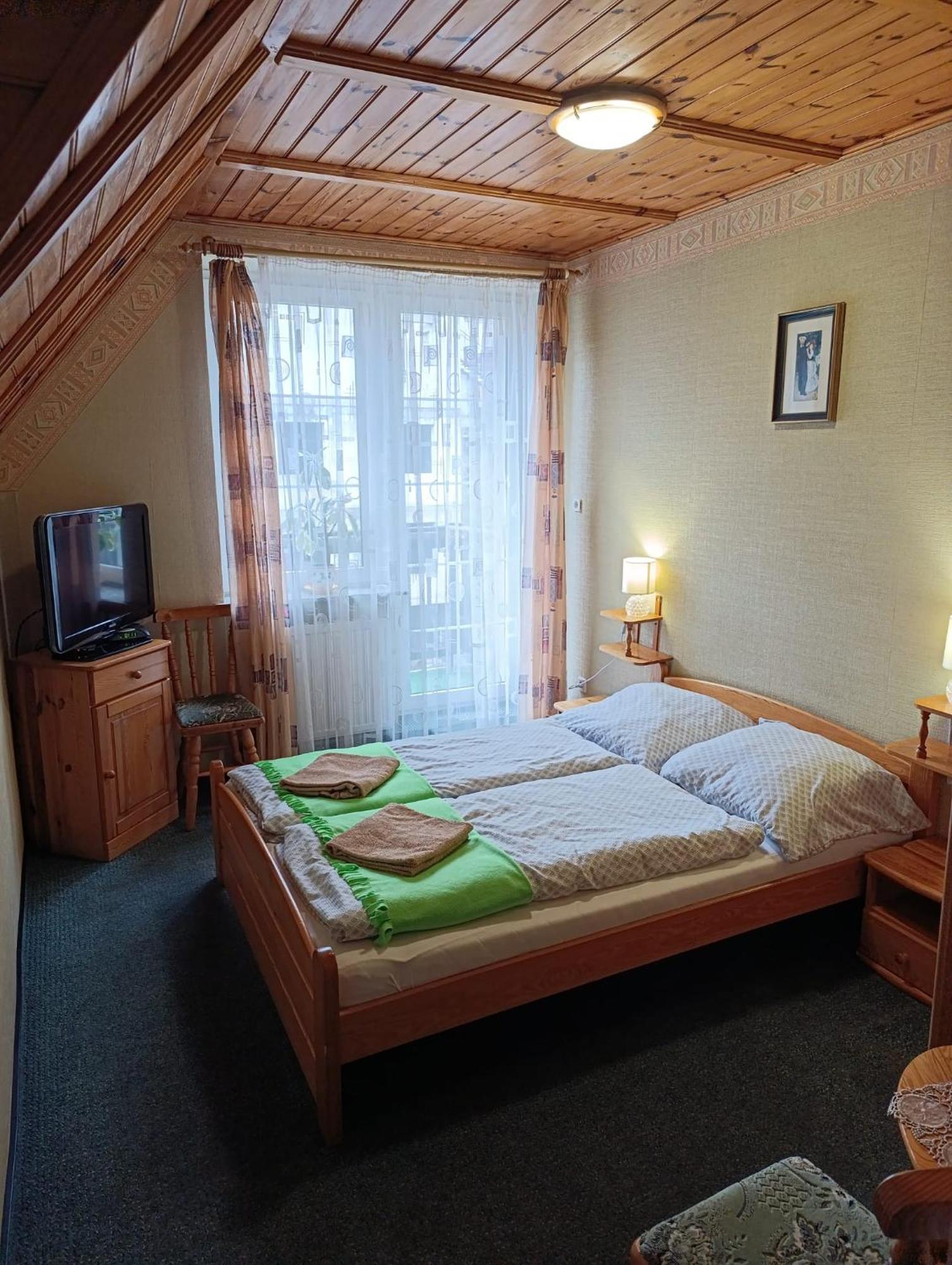 Karkoz Karpacz Bed & Breakfast Екстериор снимка